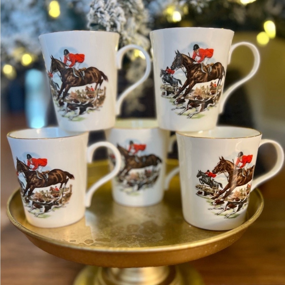 Set Of 5 CROWN TRENT CHINA STAFFORDSHIRE ENGLAND FOX HUNT MUG GOLD TRIM HORSES